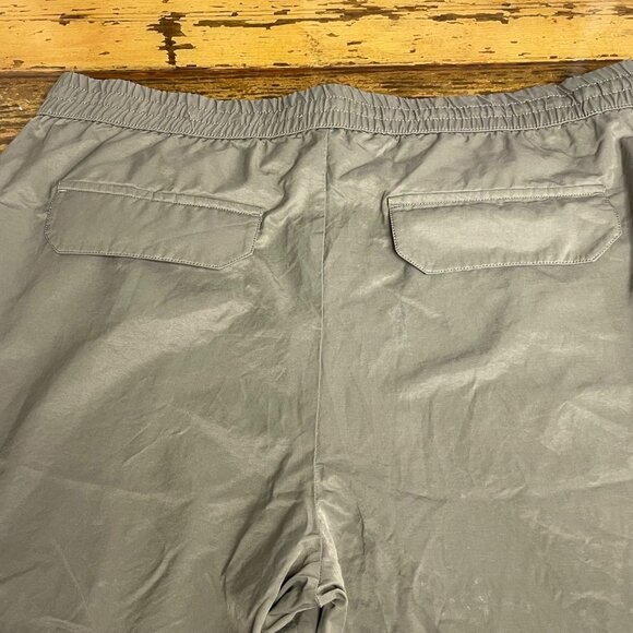 Abercrombie & Fitch Nylon Blend Pull On Wide Leg Cargo Pants Sz XL Utility - Picture 7 of 8